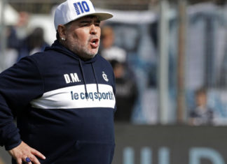 Maradona seguirá en Gimnasia
