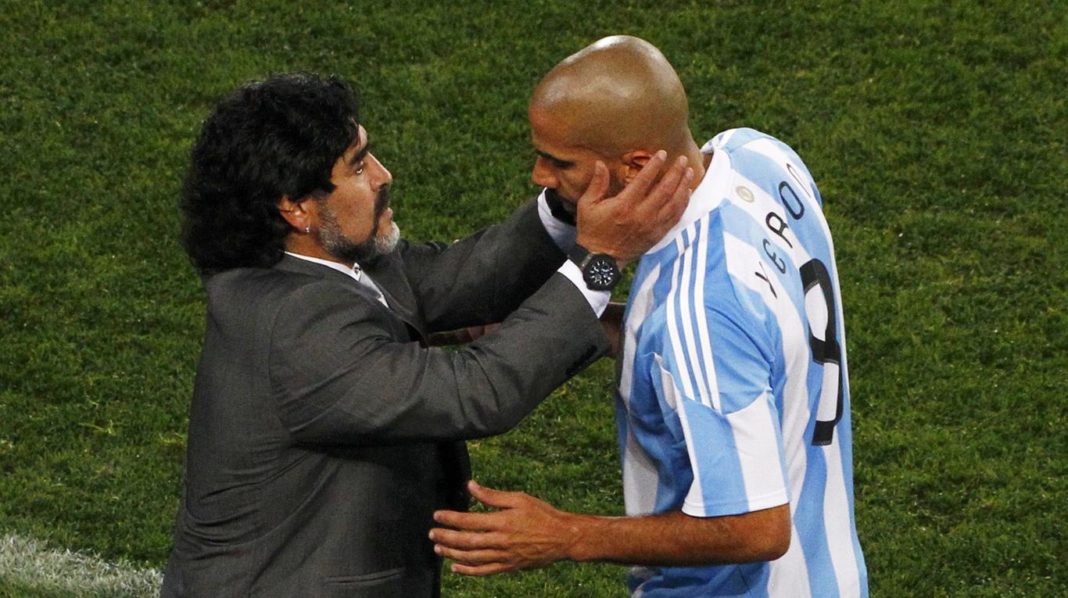 Verón contra Maradona