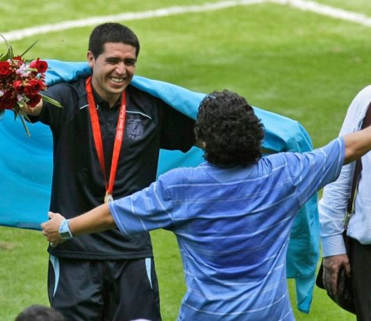 Riquelme Maradona